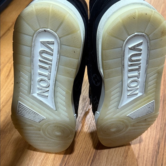 Louis Vuitton Monogram Black Sneakers